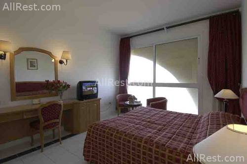 Desert Rose Resort 7